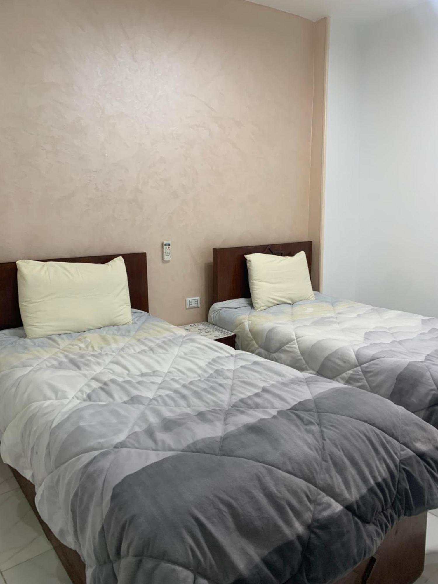 Pyramids Home Guest House Kafret el-Gabal 外观 照片